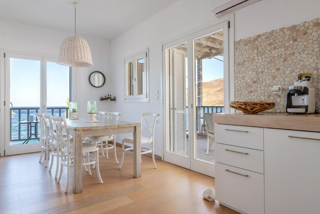 Uno Luxury Apartment With Sea View Livadia  Exterior foto
